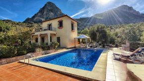 Villa 14 by Mila Prieto, El Gastor